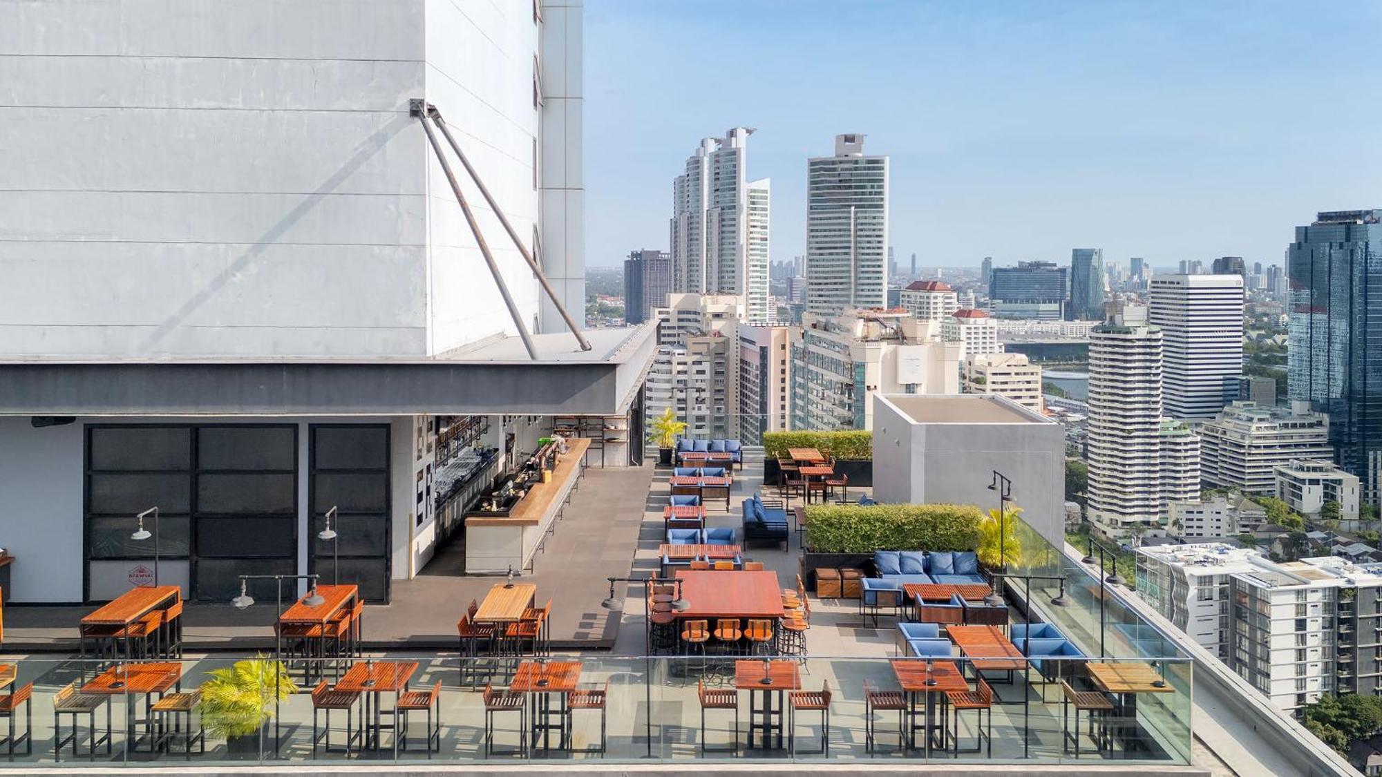 Radisson Blu Plaza Khách sạn 5*